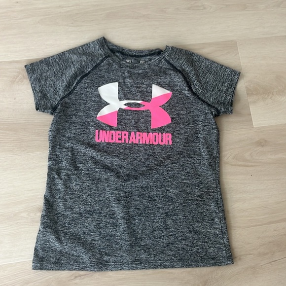 Under Armour - Picture 3 of 4